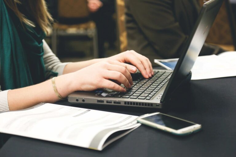 Write Test Cases Manually in Selenium IDE